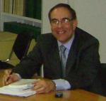 professore ordinario di diritto costituzionale e docente di diritto dell'internet nell'Università di Genova